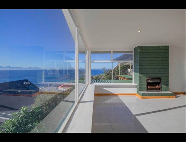 5 BEDROOM HOUSE FOR SALE IN MURDOCK VALLEY